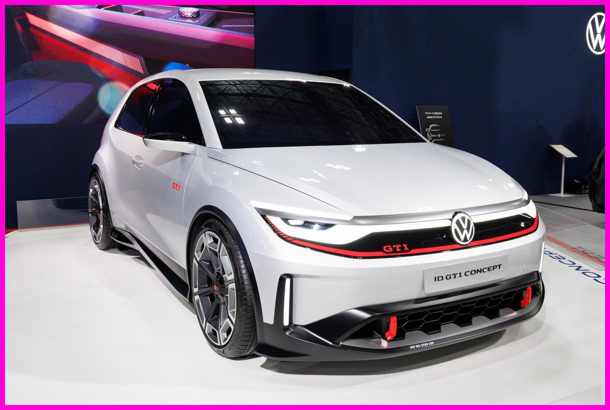 GTI의 전설, 전기차로 부활? 폭스바겐 ID. GTI, 운전의 재미는 그대로일까