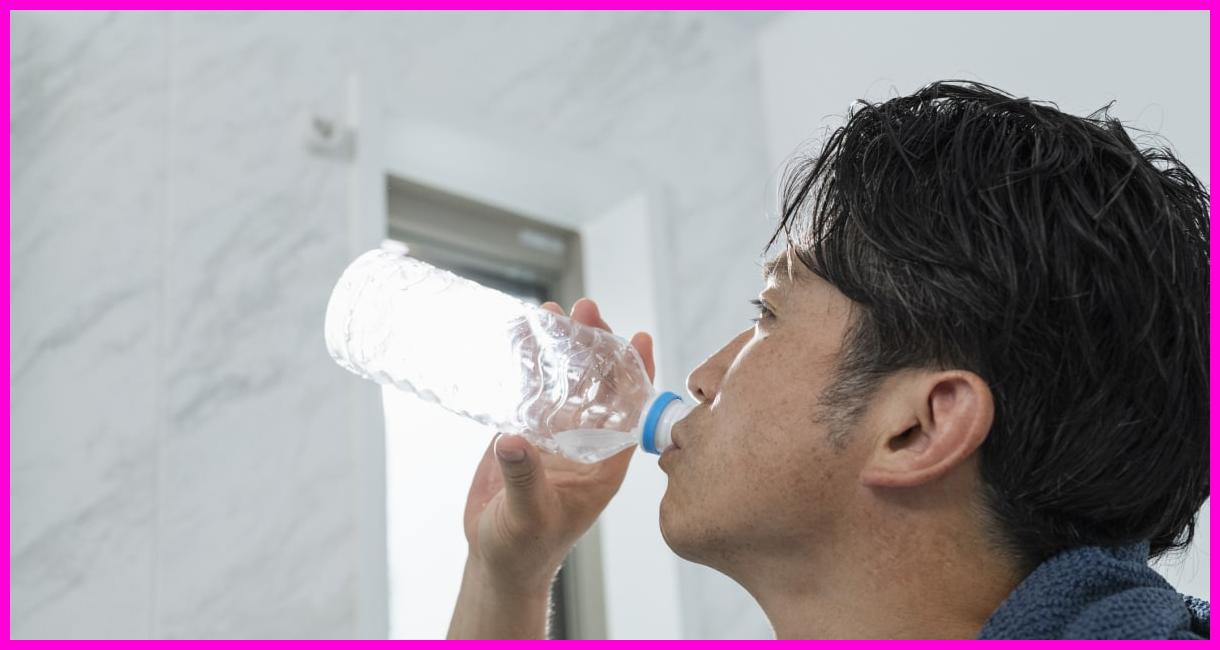 "물 없이 사우나" 심근경색·뇌경색 경고, 꼭 지켜야 할 수분 섭취 수칙 체크하세요!